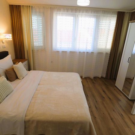 Apartmani Bilokapic Primošten Exterior foto
