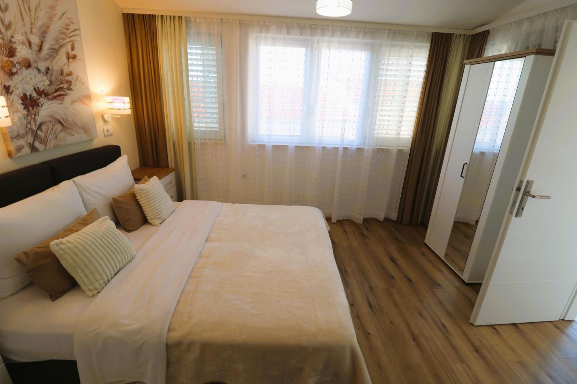 Apartmani Bilokapic Primošten Exterior foto